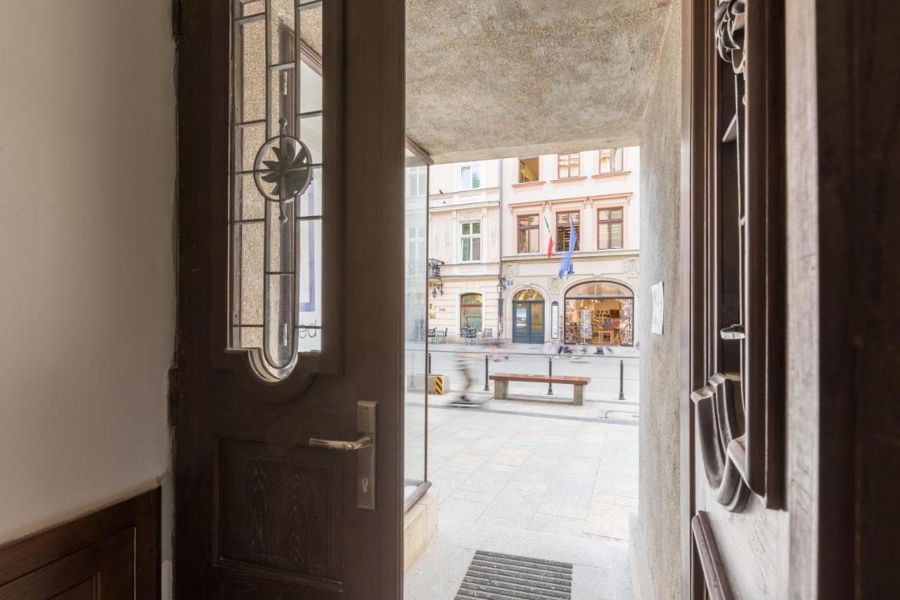 Cadena Gallery Apartments Matejko Krakow Exterior photo